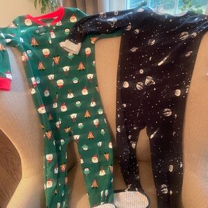 Carter's Set of Two Sleep Footies